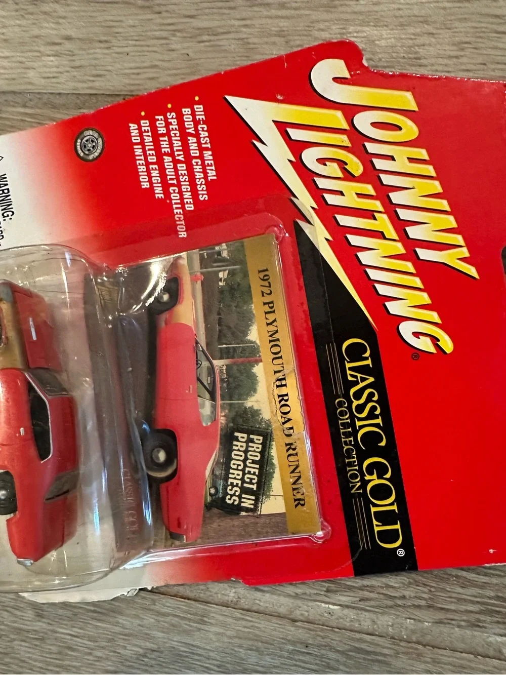 VTG Johnny Lightning Classic Gold Collection “1972 Plymouth Roadrunner” Red